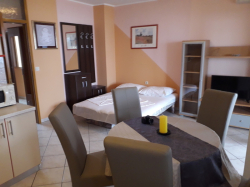 Apartmany Vivien Kustići (Ostrov Pag)