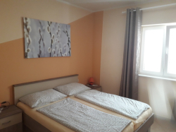 Apartmany Vivien Kustići (Ostrov Pag)