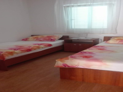 Apartmany PETRA  Povljana (Ostrov Pag)