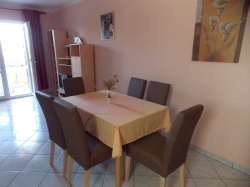 Apartments Vivien Kustici (Island Pag)