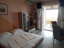 Apartments Vivien Kustici (Island Pag)