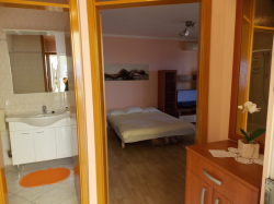 Apartments Vivien Kustici (Island Pag)