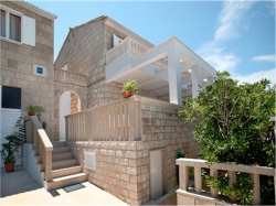 Apartments Villa Vania Povlja (Island Brac)