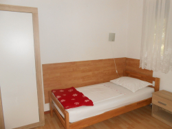 Apartments Apartmani Grilov Preko (Island Ugljan)