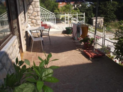 Apartments DADO Starigrad (Paklenica)